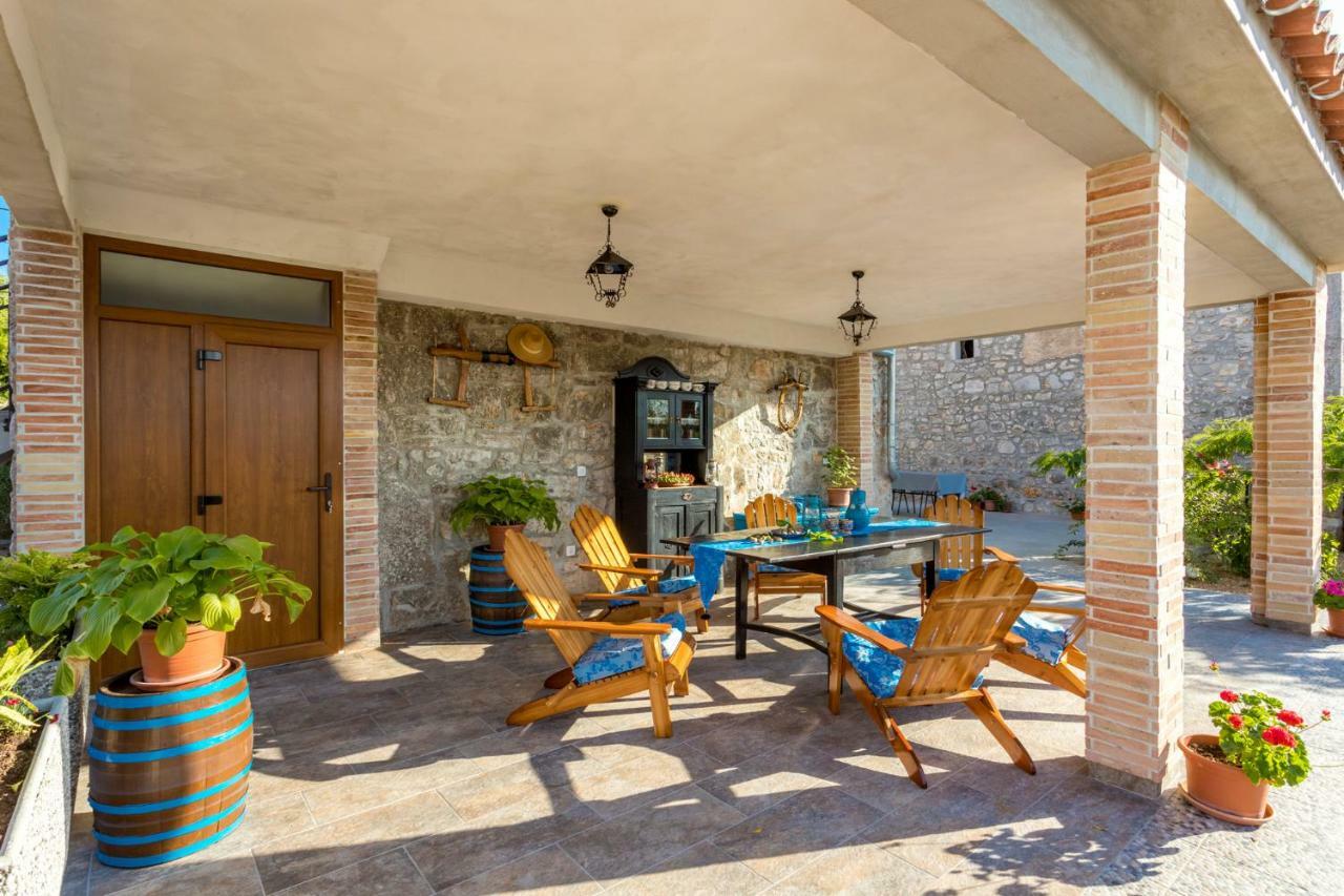Country Villa St Anton Malinska Exterior foto